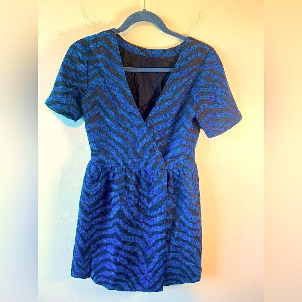 Thomas Sires blue and black zebra print wool blend dress size 4